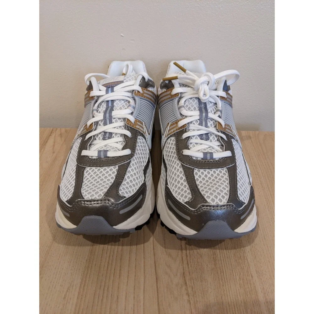 Nike Air Zoom Vomero 5 Metallic Pewter Gold Men's 10 HJ7247-099 New‎ No Box